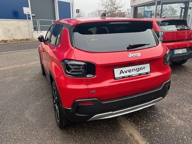 Gebraucht Jeep Avenger EV Summit 114 kW (156 PS) 2024 Rot SUV