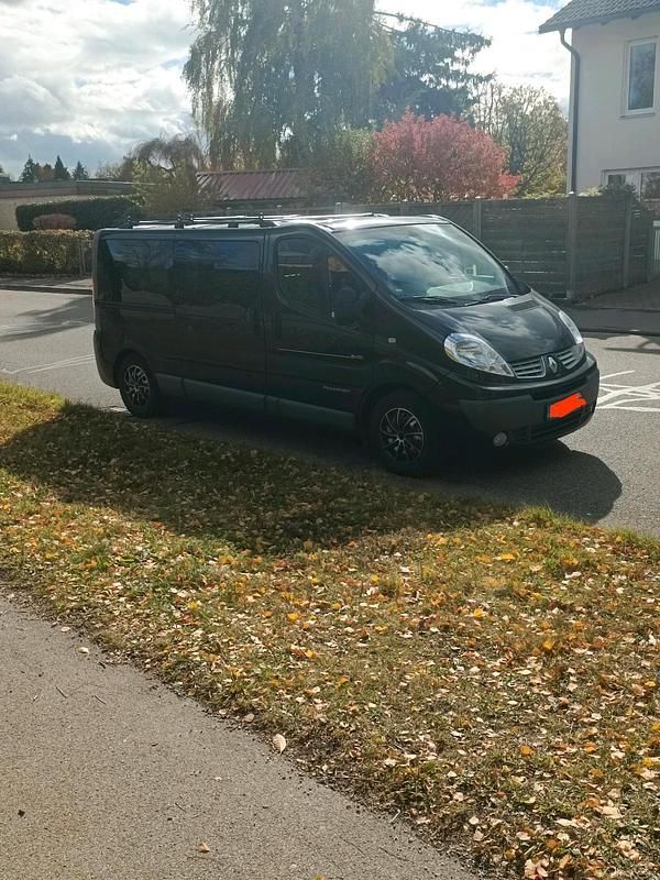 Gebraucht Renault Trafic 115 PS (84 kW) 2013 Schwarz Van / Kleinbus