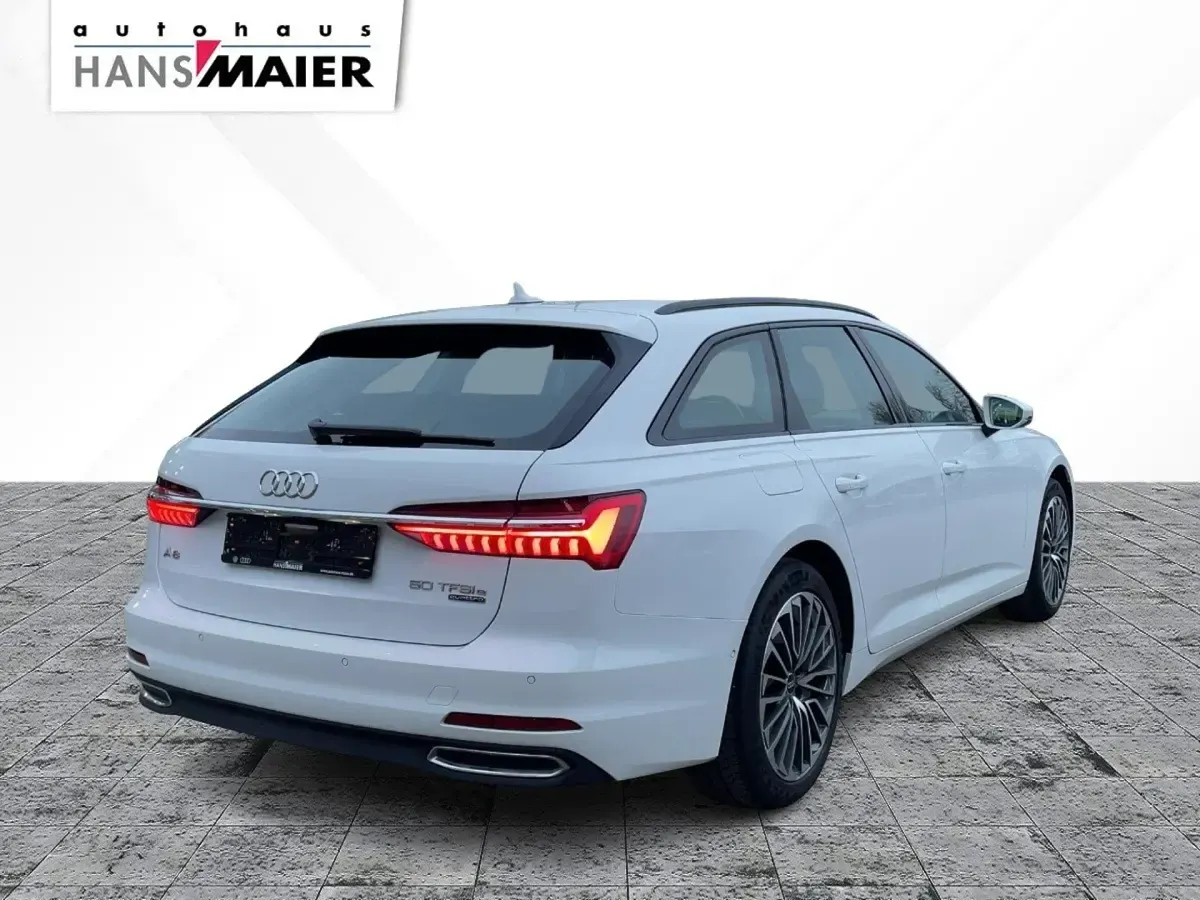 Gebraucht Audi A6 Ambiente 299 PS (219 kW) 2022 Ibisweiss Kombi