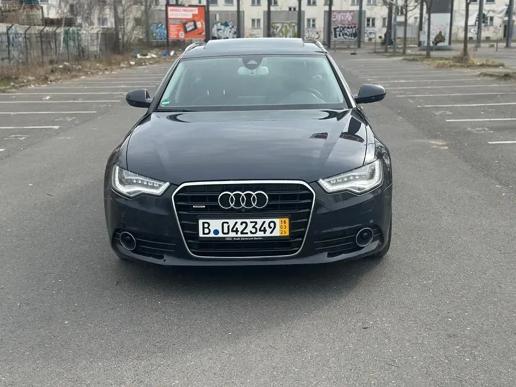 Używany Audi A6 Ambiente 245 KM (180 kW) 2014 Niebieski Kombi