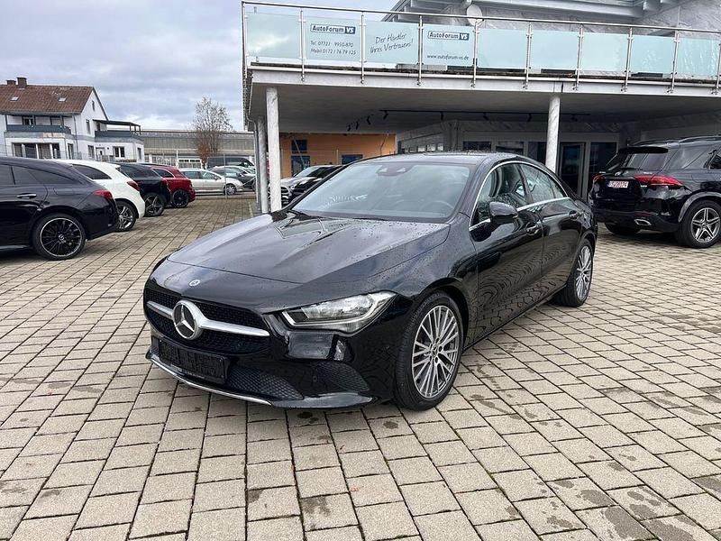 Kosmosschwarz Gebraucht 2019 Mercedes CLA220 Progressive Limousine | 25.900 € (Superpreis) - Bild 1/4