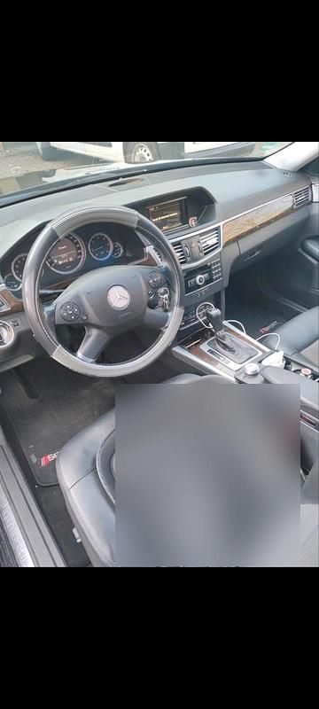 Gebraucht Mercedes E200 136 PS (100 kW) 2011 Kombi