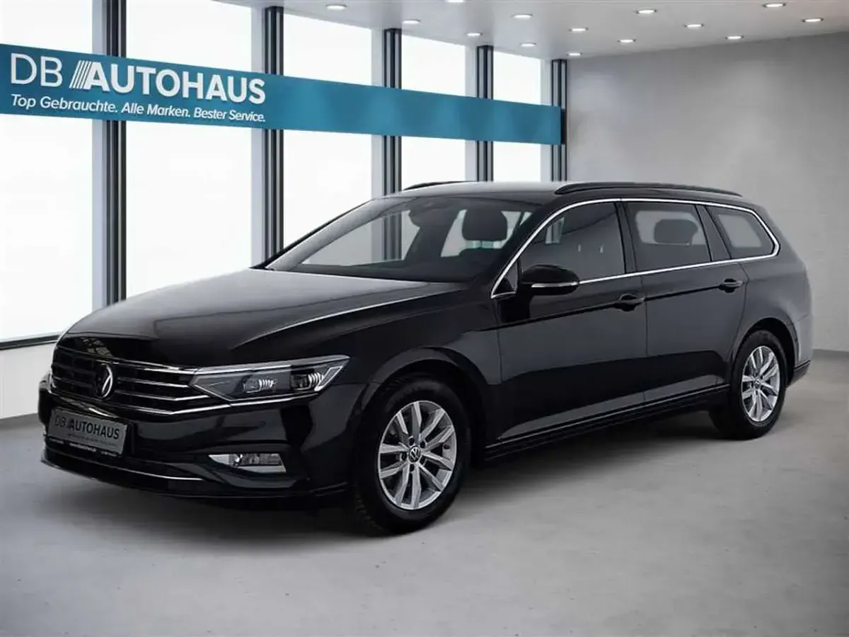 Gebraucht VW Passat Business 150 PS (110 kW) 2023 Kombi