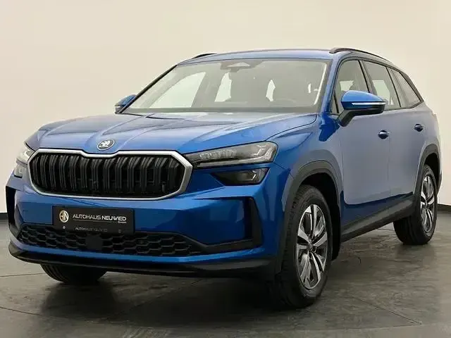 Neu Skoda Kodiaq 150 PS (110 kW) 2026 Race blau metallic SUV