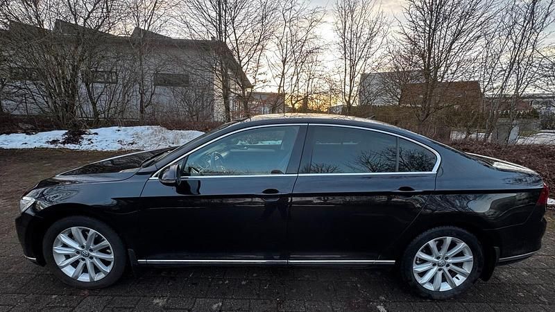 Gebraucht VW Passat 190 PS (139 kW) 2019 Schwarz Limousine