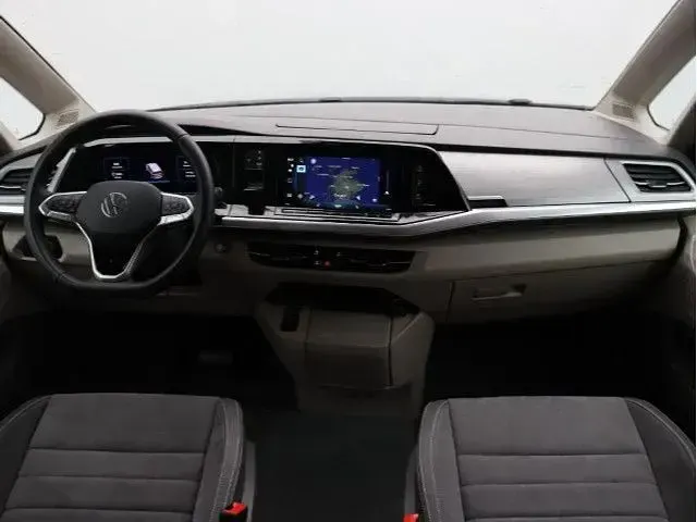 Gebraucht VW Multivan Life 150 PS (110 kW) 2025 Deep black perleffekt Van / Kleinbus