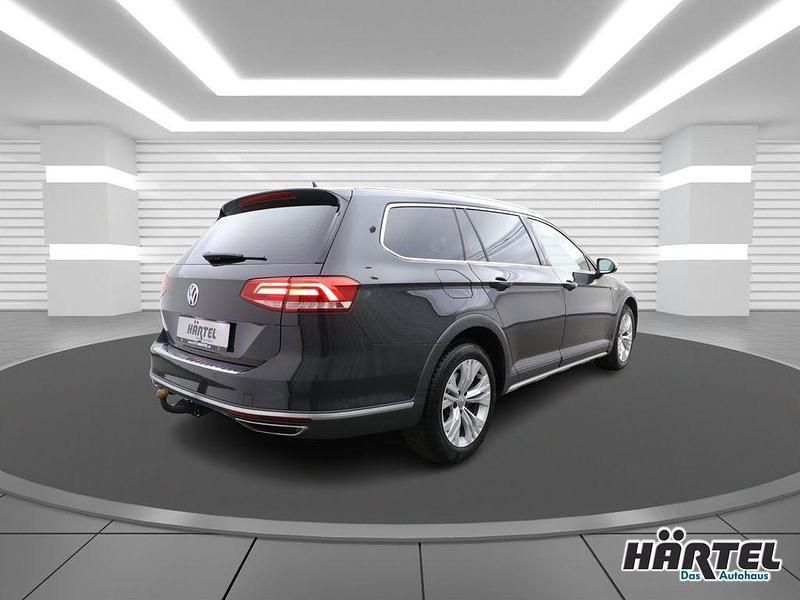 Gebraucht VW Passat Alltrack 272 PS (200 kW) 2019 Uranograu (grey), solid Kombi