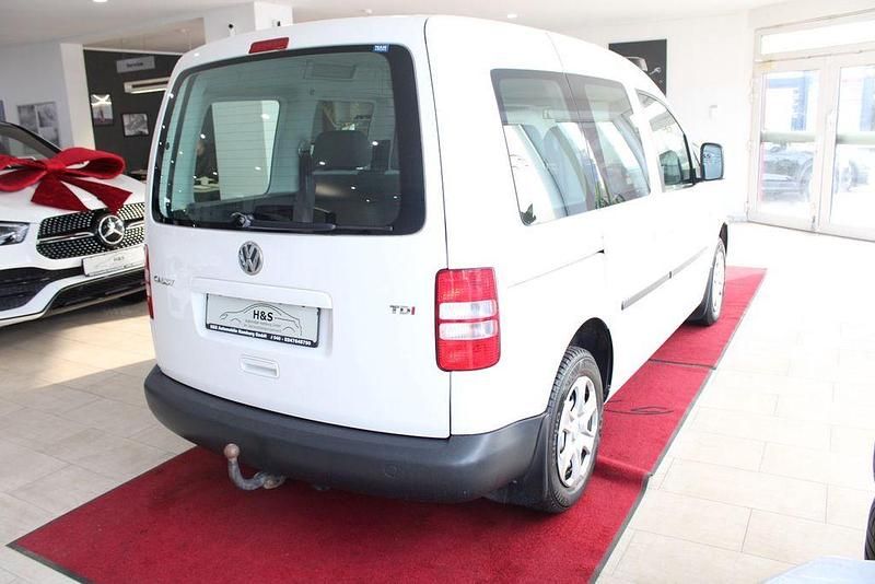 Gebraucht VW Caddy Trendline 102 PS (75 kW) 2014 Candyweiß Van / Kleinbus