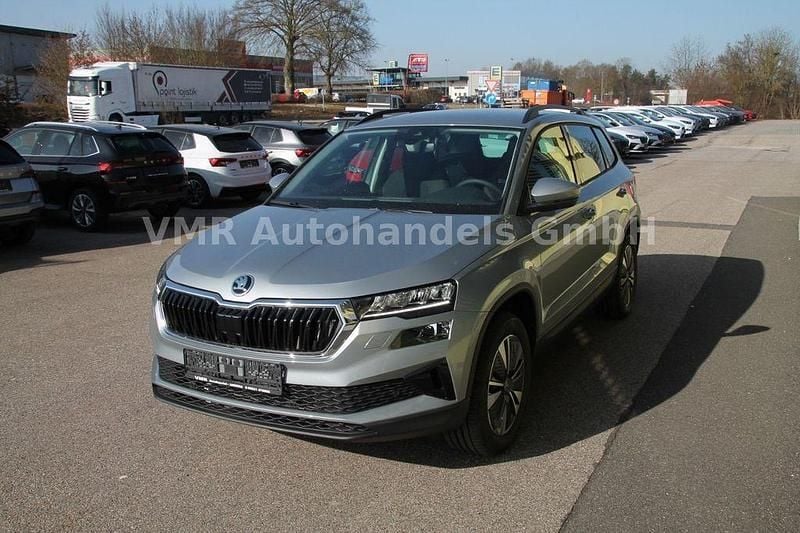 Neu Skoda Karoq 150 PS (110 kW) 2026 Silber SUV