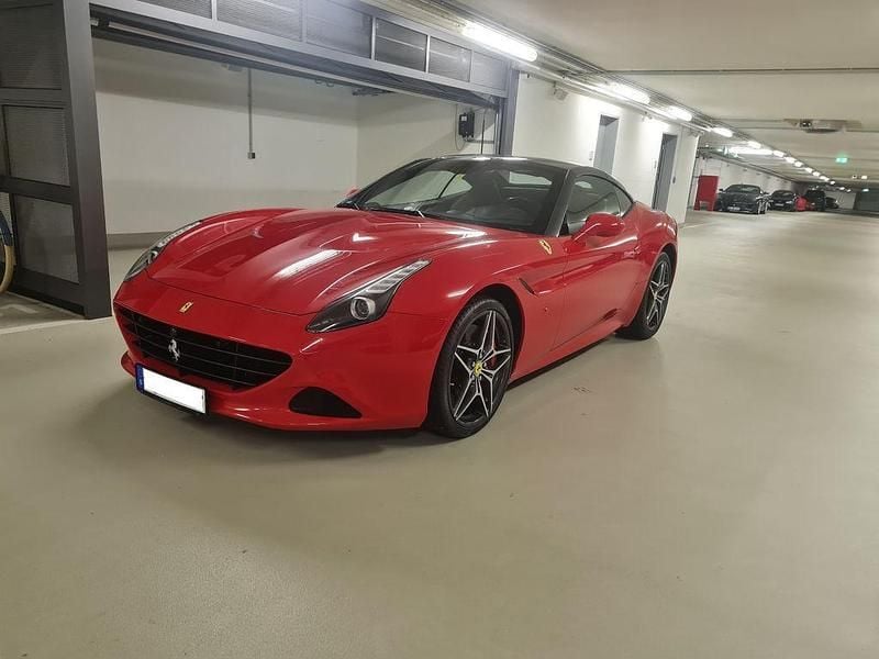 Gebraucht Ferrari California 560 PS (411 kW) 2015 Rot Cabrio