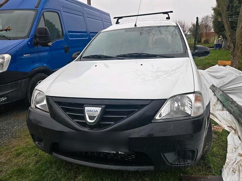 Gebraucht Dacia Logan 55 PS (40 kW) 2011 Weiß Van / Kleinbus