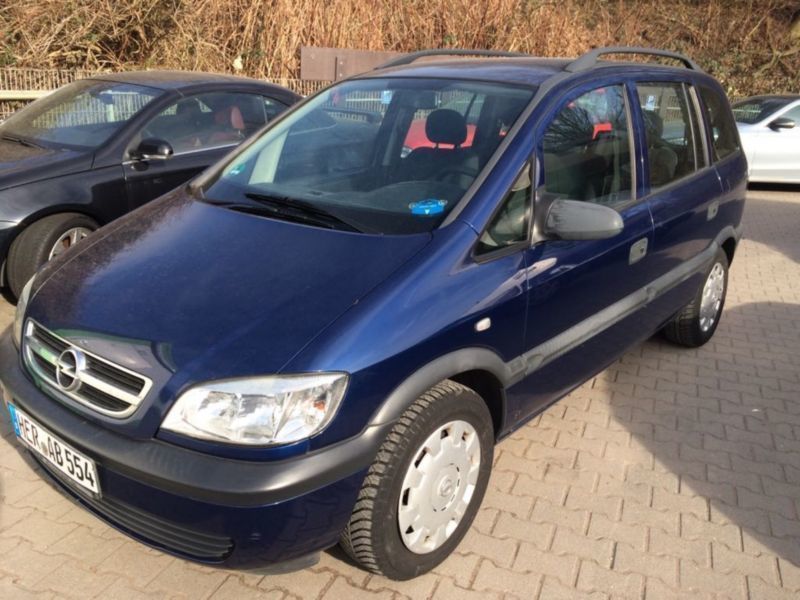Verkauft Opel Zafira A Basis 7 Sitzer, gebraucht 2004, 167.878 km in Bottrop