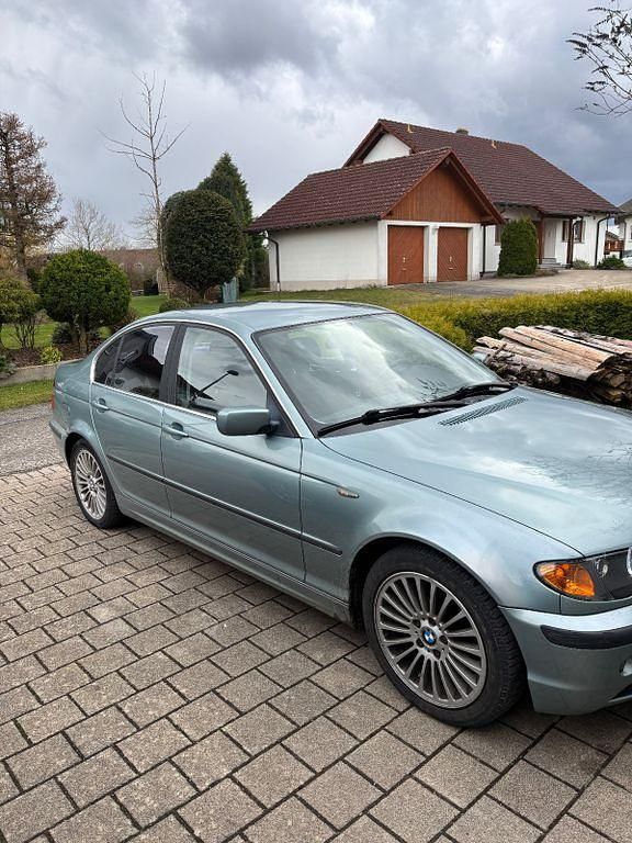 Gebraucht BMW 320 170 PS (125 kW) 2001 Grün Limousine