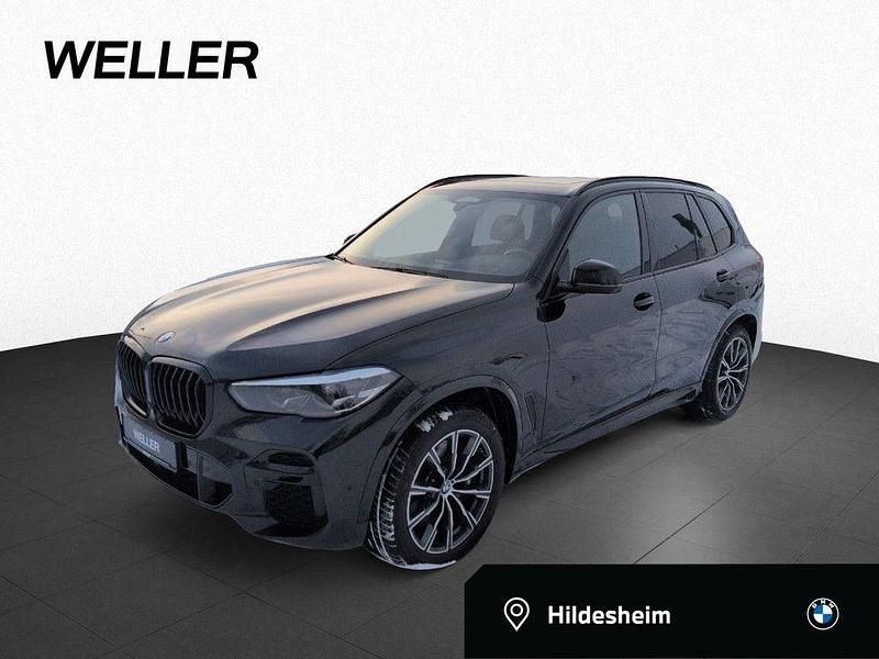 Gebraucht BMW X5 M Sport 340 PS (250 kW) 2022 Black sapphire (schwarz) SUV