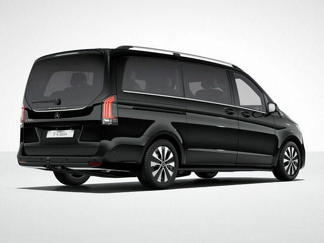 Gebraucht Mercedes V300 Avantgarde 237 PS (174 kW) 2024 Obsidianschwarz metallic Van / Kleinbus