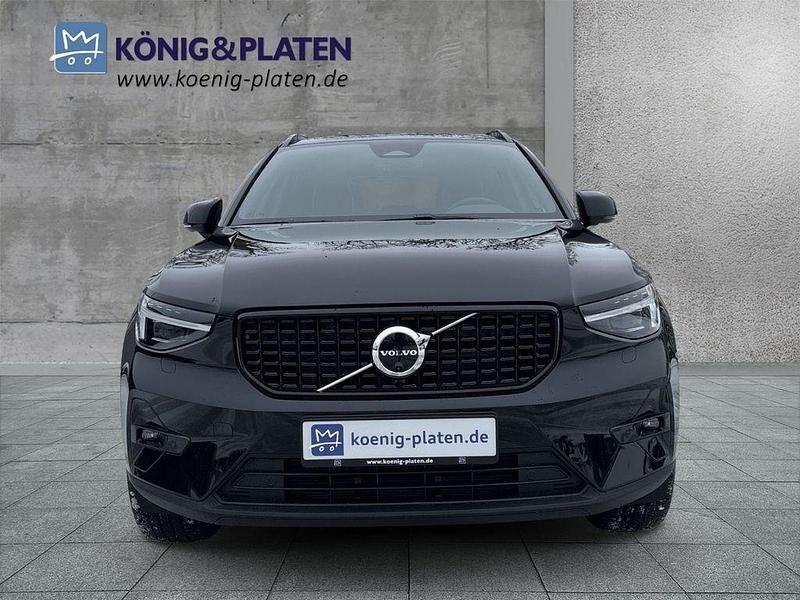 Neu Volvo XC40 Ultra 197 PS (144 kW) 2026 Schwarz SUV