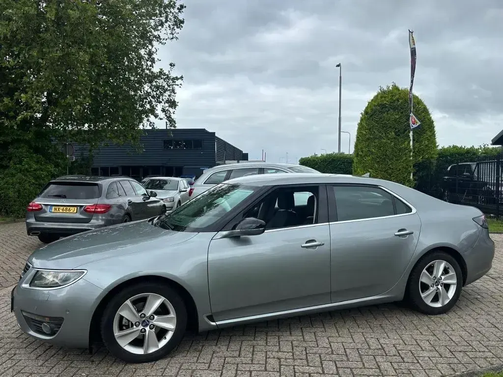 Gebraucht Saab 9-5 Linear 160 PS (117 kW) 2010 Grau Limousine