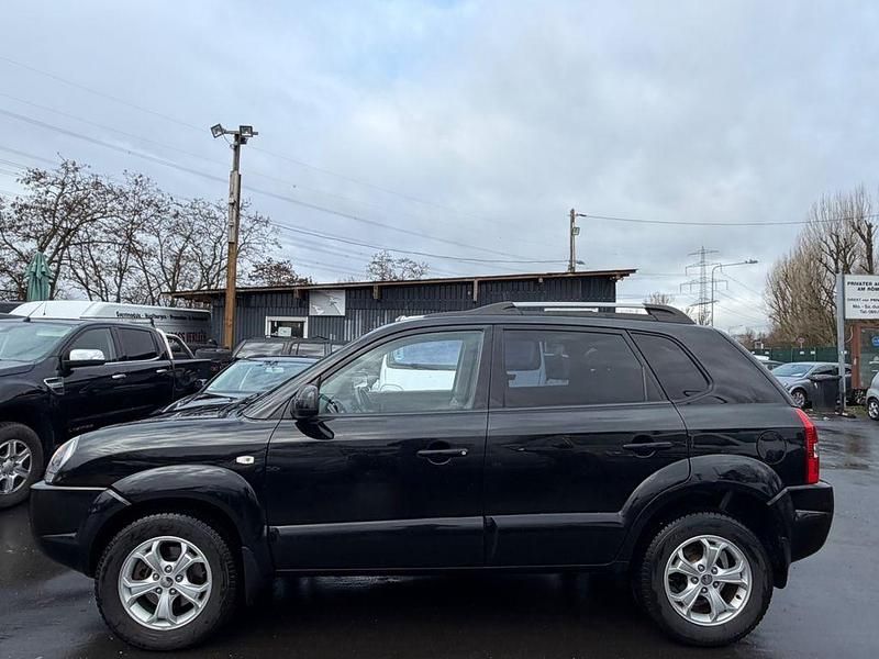 Gebraucht Hyundai Tucson 141 PS (103 kW) 2008 Schwarz SUV