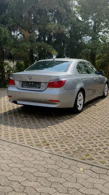 Gebraucht BMW 530 218 PS (160 kW) 2005 Grau Limousine