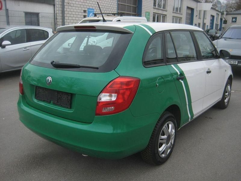 Gebraucht Skoda Fabia 75 PS (55 kW) 2012 Weiß Kombi