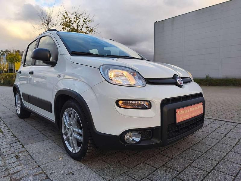 Weiß Gebraucht 2021 Fiat Panda City Life Kleinwagen | 10.990 € (Fairer Preis) - Bild 1/4
