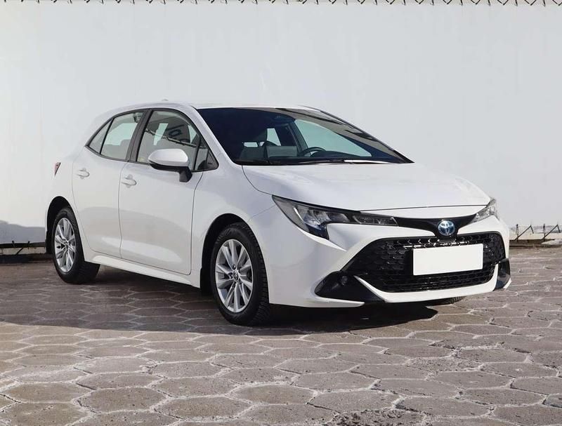 Gebraucht Toyota Corolla Comfort 140 PS (102 kW) 2024 Super white 2 Limousine