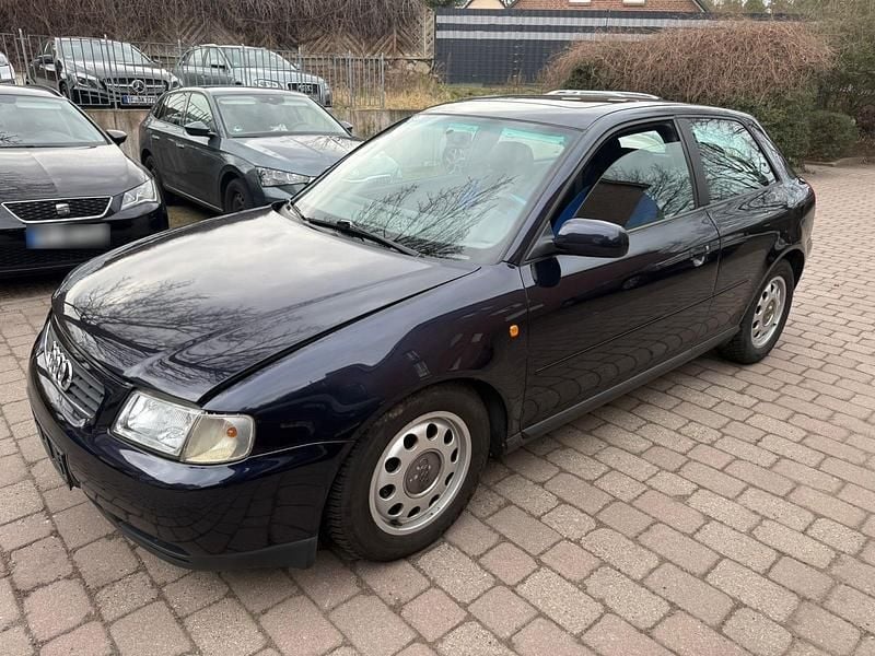 Second-hand Audi A3 101 CP (74 kW) 1998 Negru Hatchback