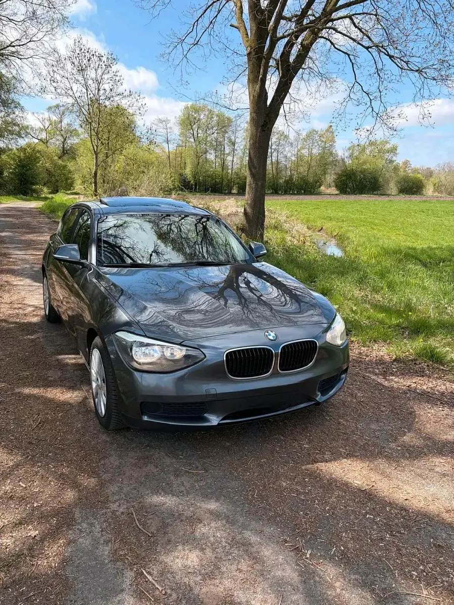 Brugt BMW 114 2012 Grå Hatchback