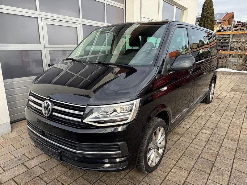 Schwarz Gebraucht 2016 VW Caravelle Highline Van / Kleinbus | 30.880 € (Guter Preis) - Bild 1/4