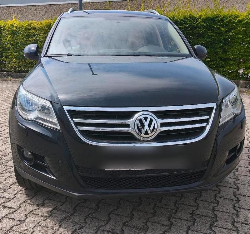 Schwarz Gebraucht 2009 VW Tiguan SUV | 4.900 € (Superpreis) - Bild 1/4