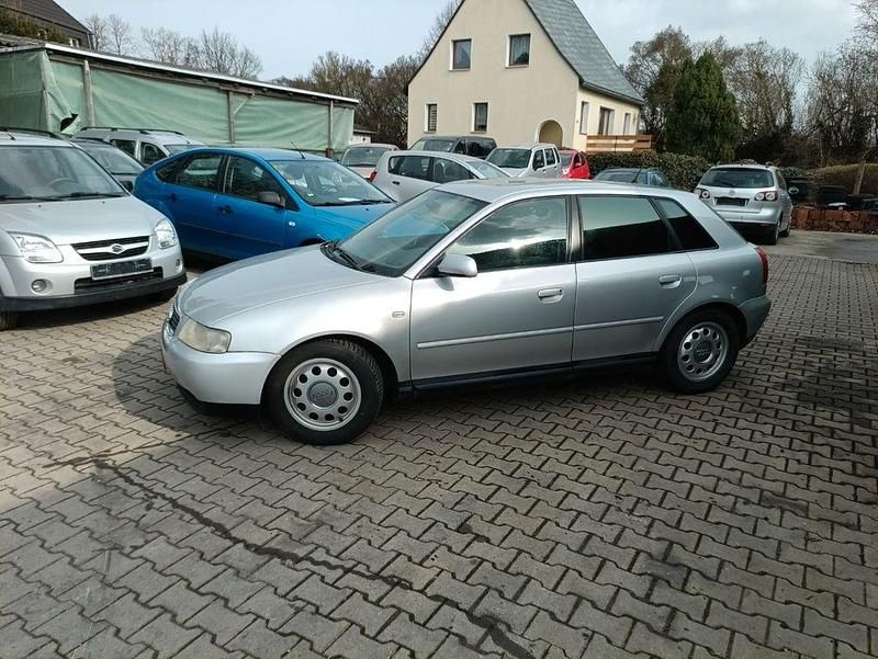 Gebraucht Audi A3 Sport 102 PS (75 kW) 2001 Silber Kleinwagen
