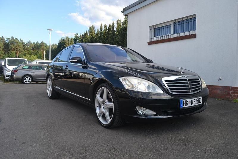 Schwarz Gebraucht 2007 Mercedes S500L Limousine | 11.999 € - Bild 1/4