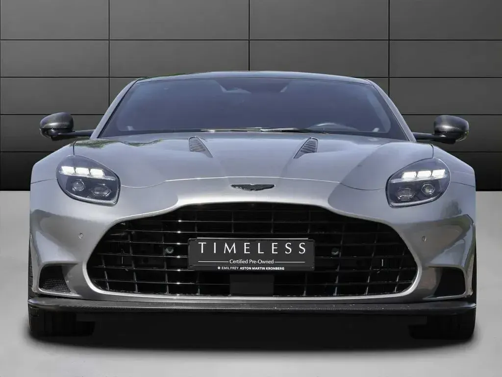 Używany Aston Martin Vanquish 835 KM (614 kW) 2025 Srebrny Coupe