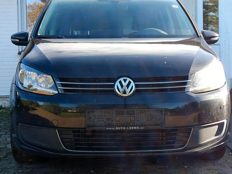 Schwarz Gebraucht 2011 VW Touran Van / Kleinbus | 5.500 € (Fairer Preis) - Bild 1/4