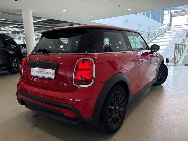 Gebraucht Mini ONE 102 PS (75 kW) 2022 Chili red Kleinwagen