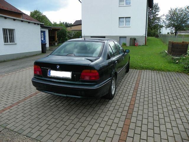 Gebraucht BMW 520 204 PS (150 kW) 1997 Grün metallic Limousine