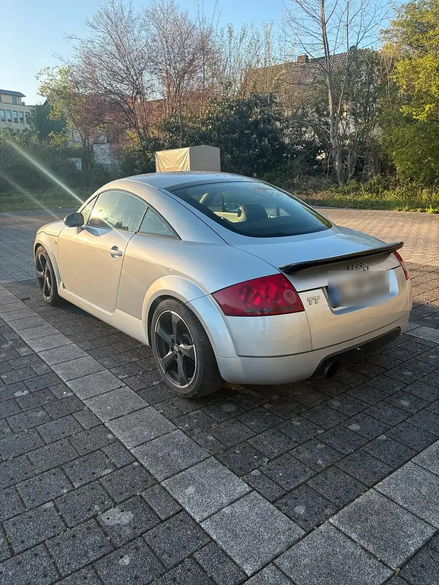 Gebraucht Audi TT 180 PS (132 kW) 2000 Silber Coupé