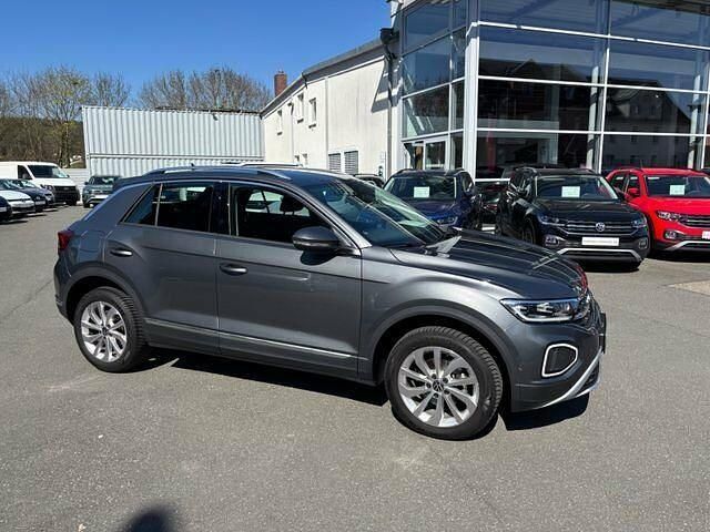 Gebraucht VW T-Roc Style 150 PS (110 kW) 2024 Grau SUV