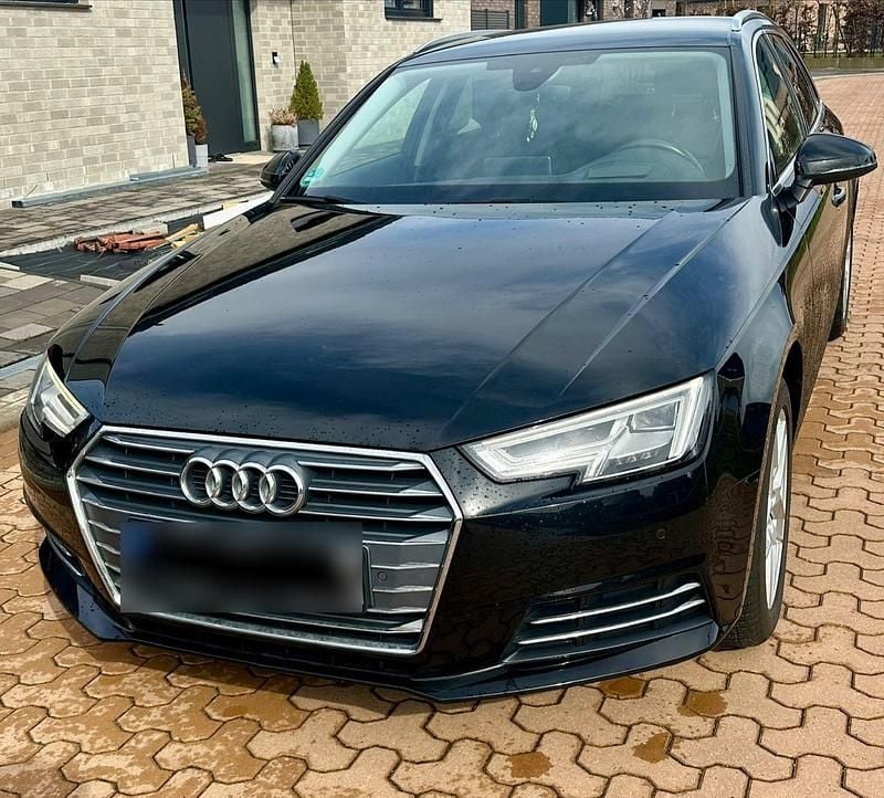 Gebraucht Audi A4 Sport 190 PS (139 kW) 2017 Schwarz Kombi