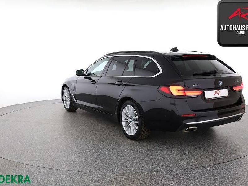 Gebraucht BMW 530e Luxury Line 292 PS (214 kW) 2021 Schwarz Limousine