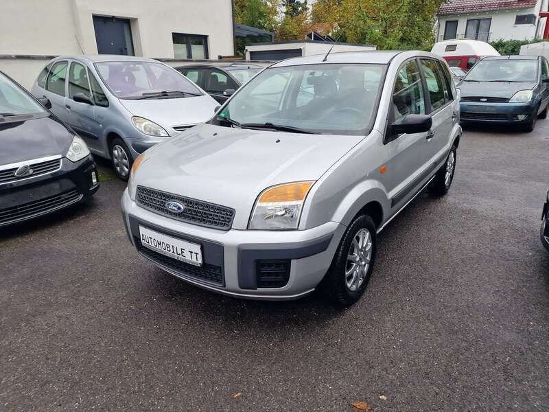 Polarsilber metallic Gebraucht 2007 Ford Fusion Fun X Kleinwagen | 1.890 € (Fairer Preis) - Bild 1/4