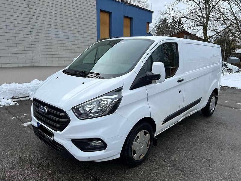 Gebraucht Ford Transit Custom 131 PS (96 kW) 2021 Weiß Van / Kleinbus