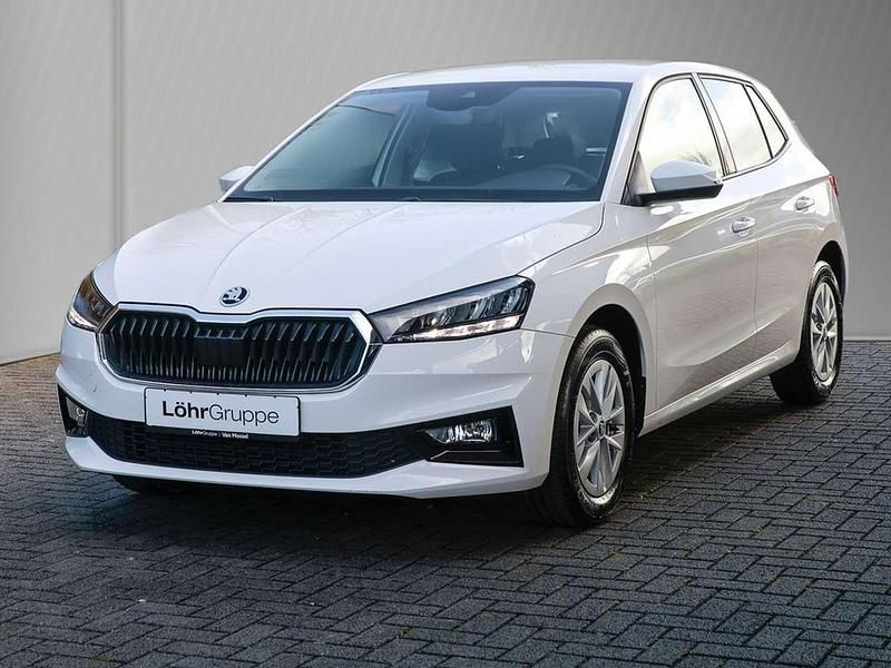 Gebraucht Skoda Fabia Ambition 95 PS (69 kW) 2022 Weiß Kleinwagen
