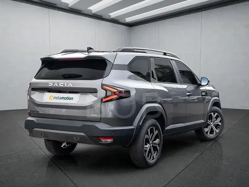 Gebraucht Dacia Bigster 131 PS (96 kW) 2025 Grau SUV