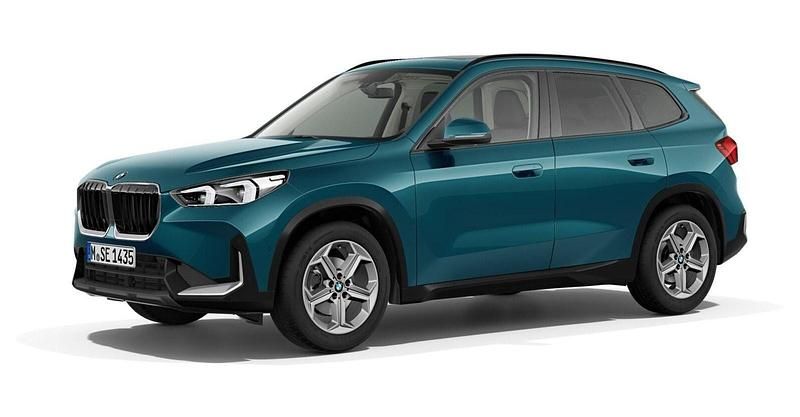 Blau Gebraucht 2025 BMW X1 Shadowline SUV | 46.153 € (Guter Preis) - Bild 1/4