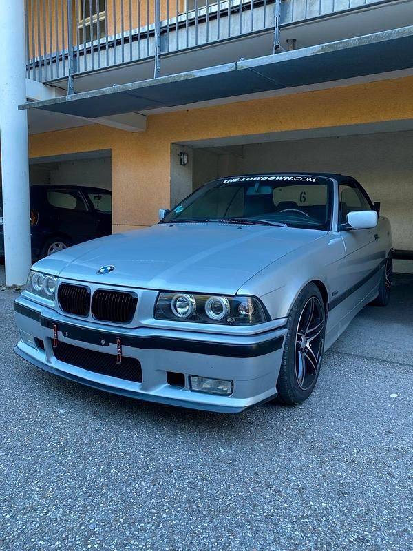 Silber Gebraucht 2000 BMW 328 Cabriolet Cabrio | 7.500 € - Bild 1/4