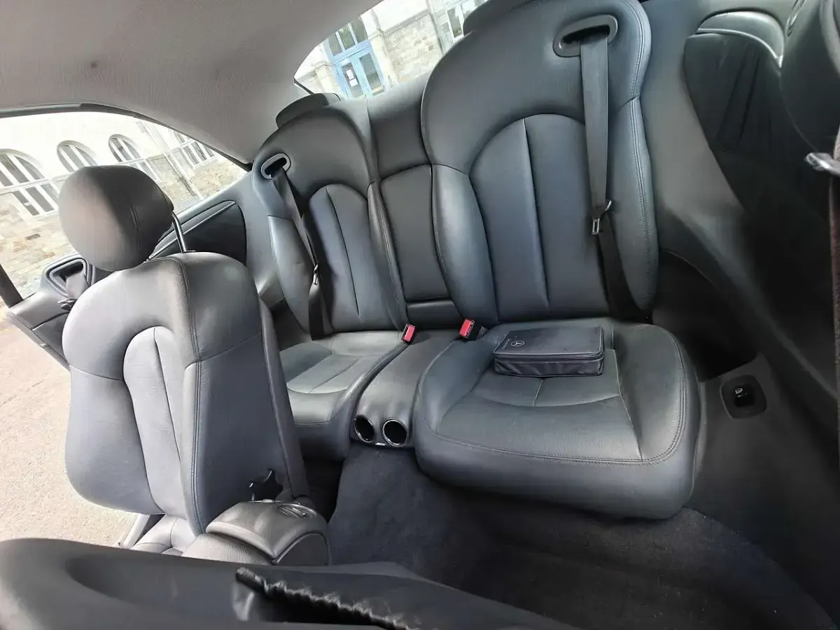 Gebraucht Mercedes CLK200 163 PS (119 kW) 2004 Schwarz Cabrio