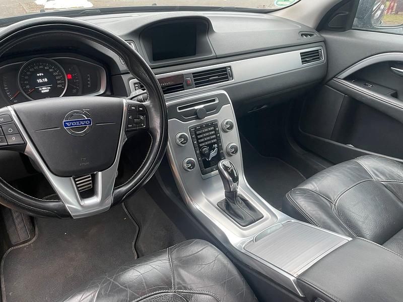 Gebraucht Volvo V70 181 PS (133 kW) 2015 Schwarz Kombi