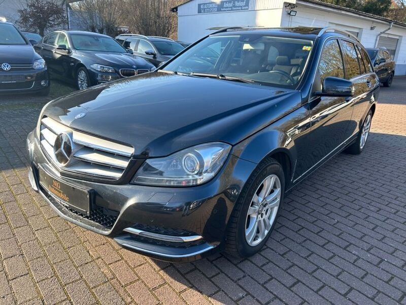 Magnetitschwarz metalliclack Gebraucht 2013 Mercedes C220 Avantgarde Kombi | 8.990 € (Guter Preis) - Bild 1/4