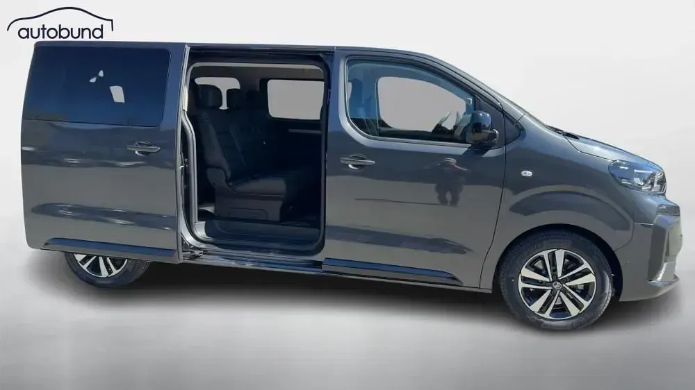 Gebraucht Citroën Spacetourer 179 PS (131 kW) 2025 Grau Van / Kleinbus